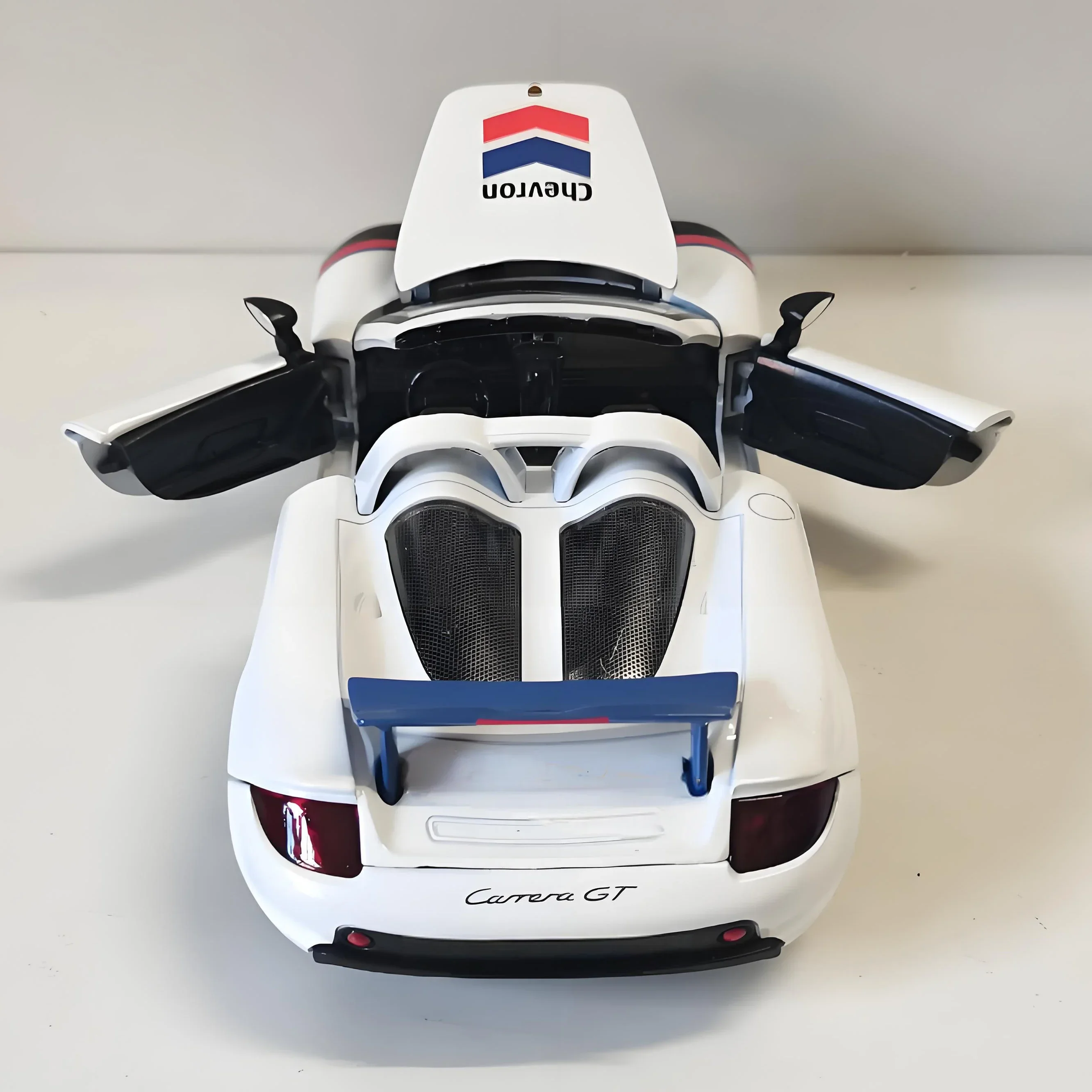 

JADA 1:24 911 Carrera GT Alloy Car Diecasts & Toy Vehicles Car Model Miniature Scale Model Car Toys For Children