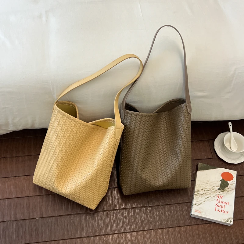 2026 New Fashion Trendy Woven Bucket Bag for Women 2-in-1 High Quality PU Leather Basket Handbag Shopper Single Shoulder Bags