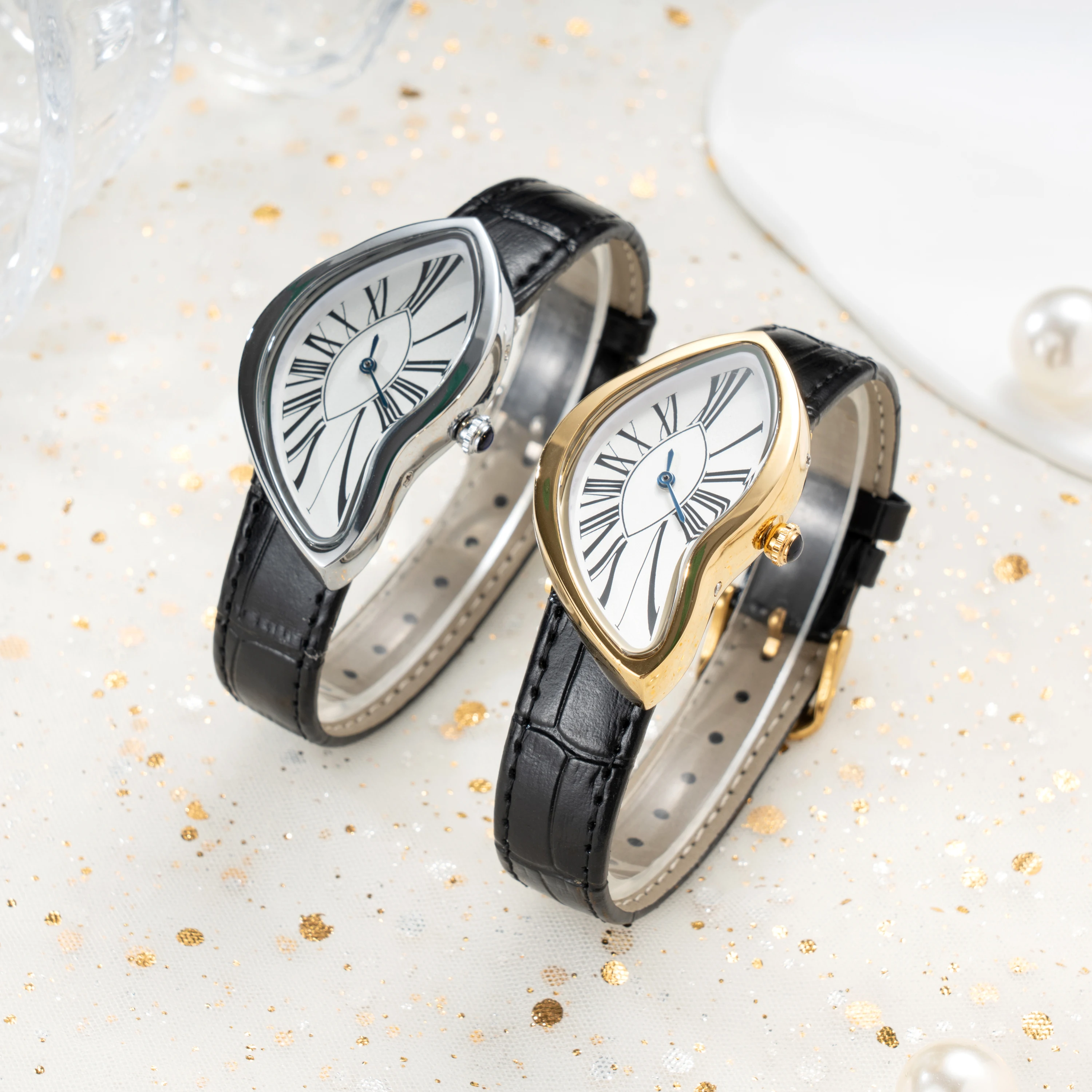 Ретро Y2K римские цифры Twist плавящиеся часы кварцевые абстрактные искаженные изогнутые часы модные мужские наручные часы Reloj Ретро Y2K римские цифры Twist плавящиеся часы кварцевые абстрактные искаженные изогнутые часы модные мужские наручные часы Reloj