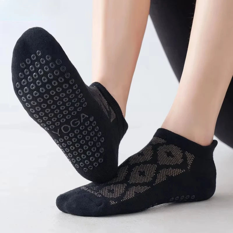 Looped Non-slip Yoga Socks Indoor Dance Train Pilates Sport Indoor Floor Sock Elastic Fit Your Foot Confortable Sock Sportswear