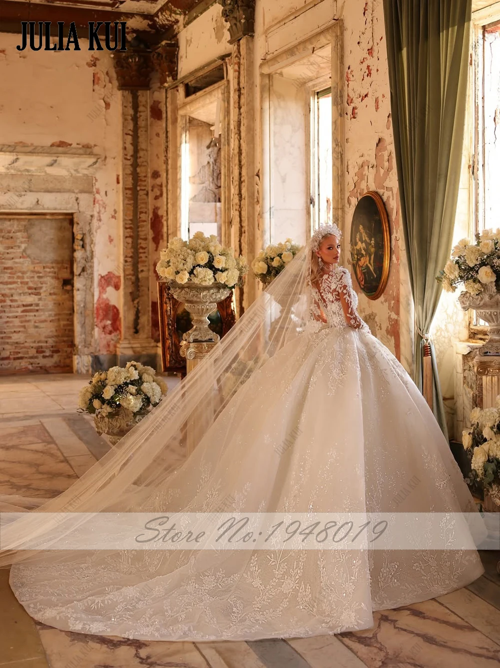 

Julia Kui Custom Made Shiny Embroidery Ball Gown Wedding Dresses V-Neck Beading Pearls Lace Princess Bridal Gown Robe De Mariage