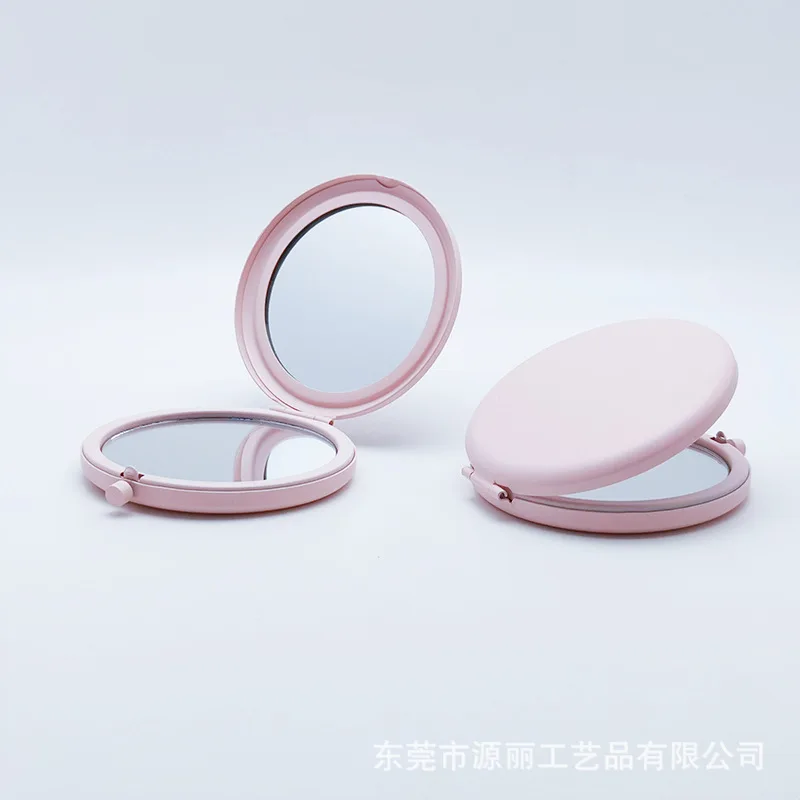 

Metal Double-Sided Folding Mirror, 6.5cm Portable Handheld Compact for On-the-Go Makeup Touch-ups
