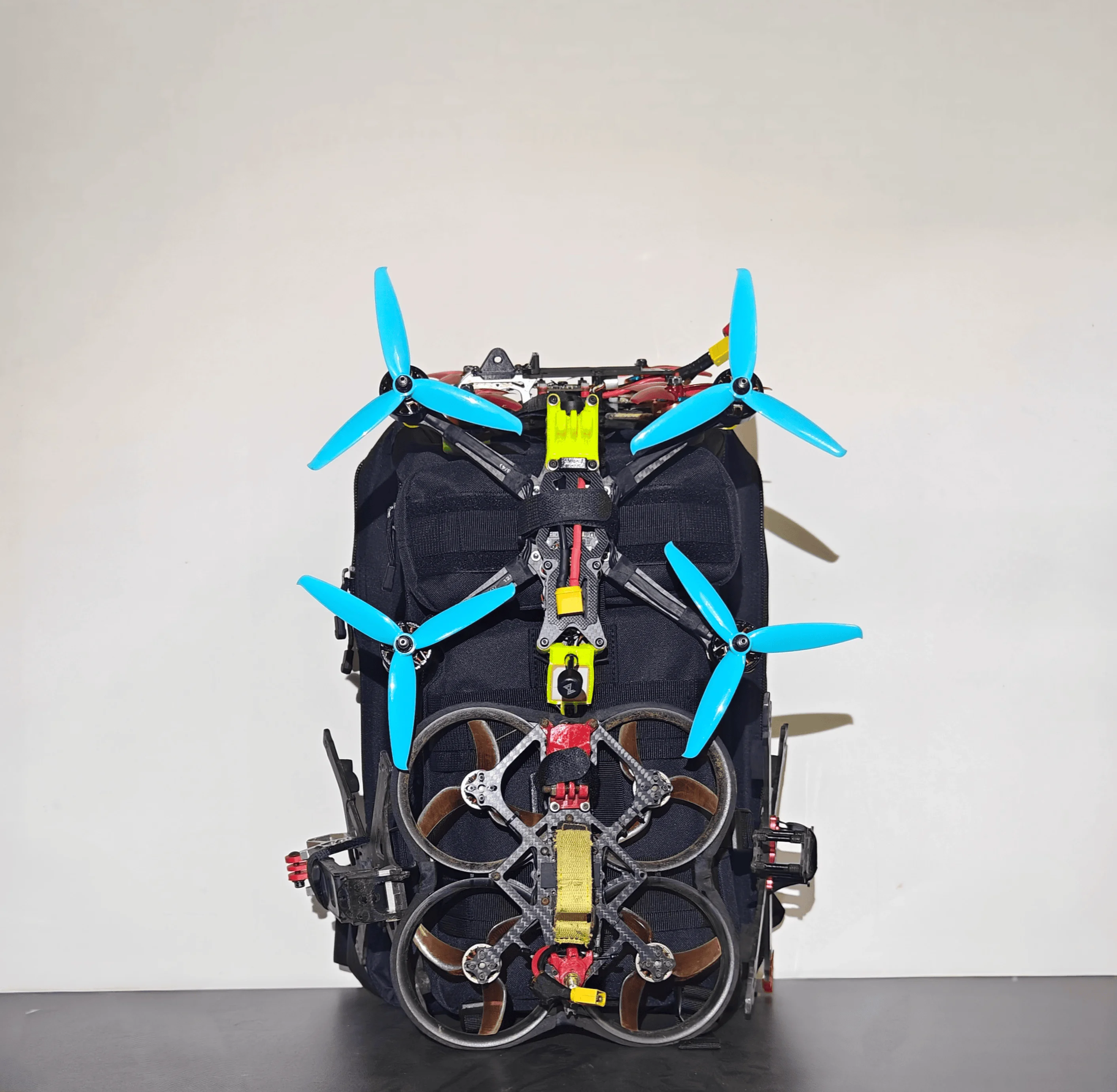 FPV حقيبة الظهر العسكرية شنق 4-5 مجموعة طائرات بدون طيار سعة كبيرة 36x30x46 سنتيمتر في الهواء الطلق مقاوم للماء سبلاش واقية النسيج ل FPV أجهزة الاستقبال عن بعد #3