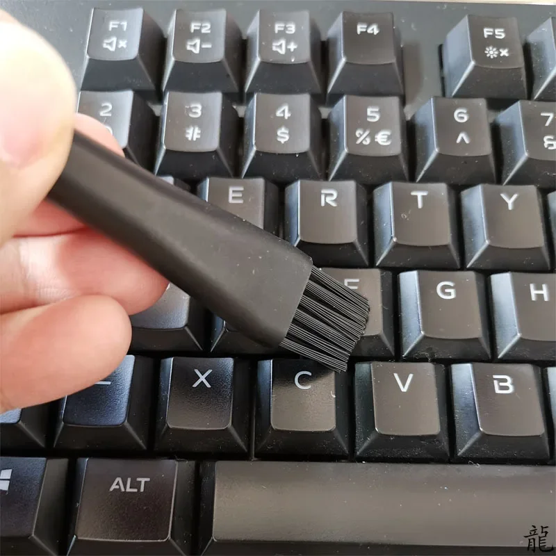 Schwarzes Tastatur-Reinigungsbürsten-Set Kleine Computer-Staubbürste Antistatisch für Laptop USB Haushaltsreinigungswerkzeug – Detail 2