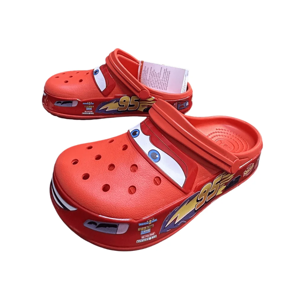 صنادل تعاون ديزني الأصلية ماكوين بيكسار شباشب شاطئ خارجية لطيفة على شكل رسوم متحركة أنيمي مضادة للانزلاق No95 شباشب سيارة