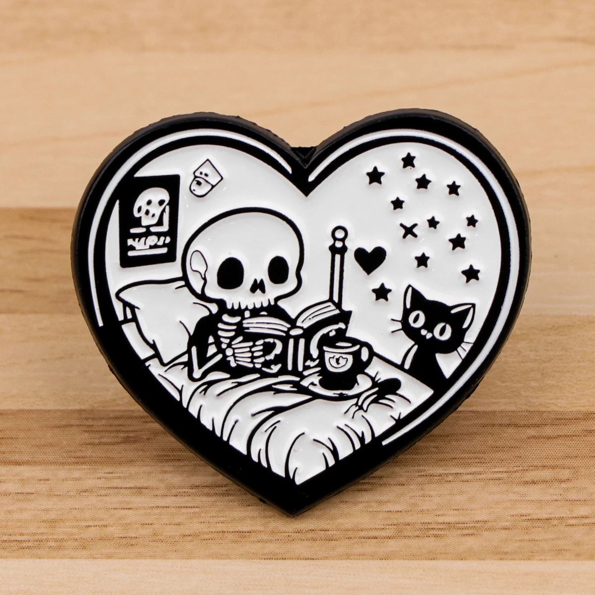 Эмалированная-булавка-со-скелетом-и-черным-котом-значки-для-любителей-книг-на-рюкзаке-броши-булавки-для-лацканов-аксессуары-для-косплея-игрушка-идеальный-подарок-для-чтения