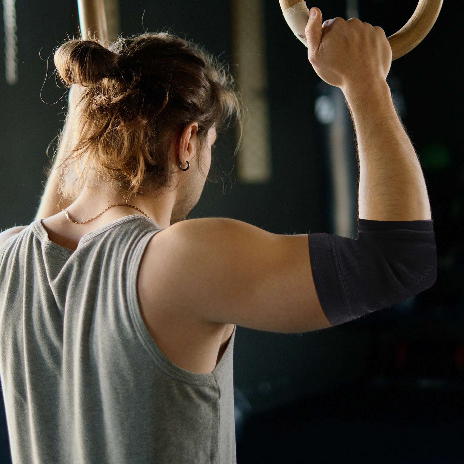 

1 Pair Elbow Brace Sponge Sleeve Lightweight Breathable Support For Sports Injury Recovery Elbow Protection Tennis Basketball