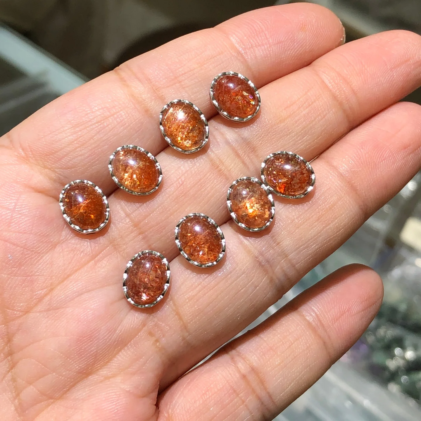 1 Pair Fengbaowu Natural Gold Sunstone Earring Ear Studs 7x9MM Oval Cabochon 925 Sterling Silver Fashion Jewelry Gift For Women