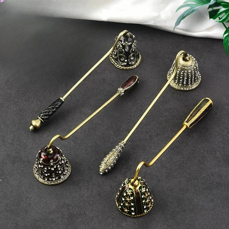 Handheld Bell Shape Candle Extinguisher, European Retro Candle Snuffer for Scented Candle Home Decoration