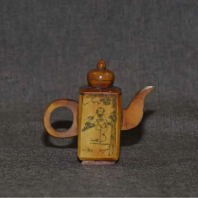 Square bamboo-joint cow bone children's wine pot, tobacco pot, engraved painting pot, purple clay pot, handicraft