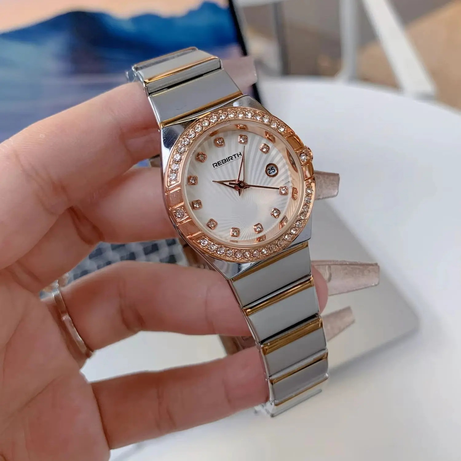 Luxury Women's Waterproof Luminous Calendar Watch