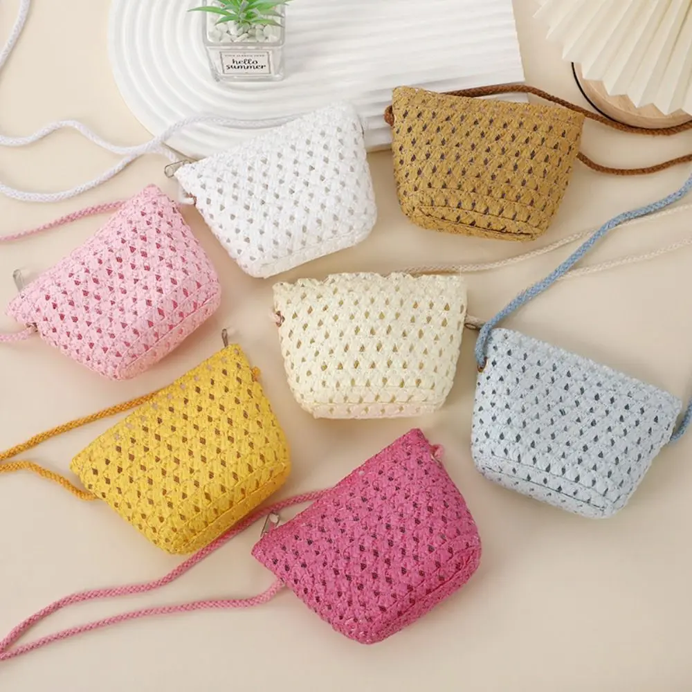 Hot Mini Straw Bag Hollow Handwoven Shoulder Handbag Crossbody Bag Kid Summer Beach Straw Bag Envelope Wallet for Wowen Girls