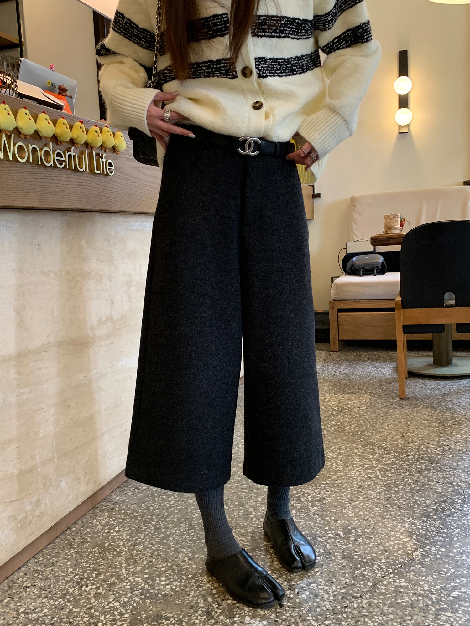 

Ayi Women's Straight Leg Thickened Fleece Lined Autumn Winter Loose Fit Black Wide Leg Pants Casual Warm Trousers