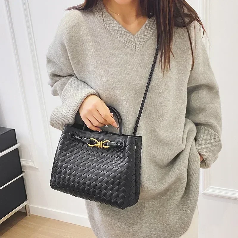 Elegant Leather Crossbody Bag for Women - Vintage Minimalist Designer Tote with Letter Logo, Fashionable Luxury Commuter Shopper