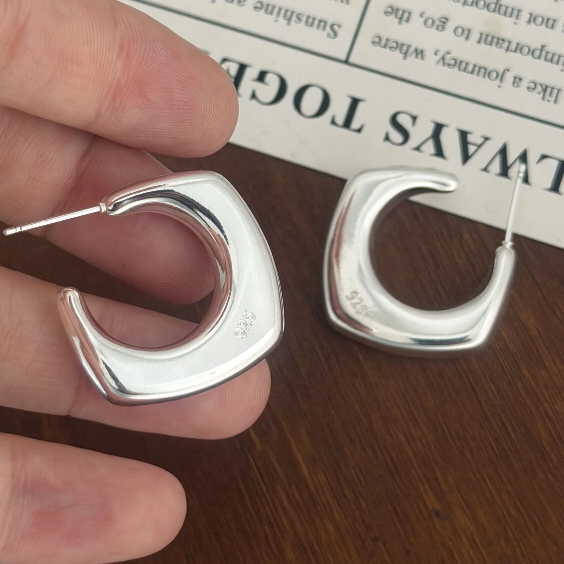 Vintage-Ohrringe aus 925er-Sterlingsilber für Damen, trendige, einfache geometrische Ohrstecker, Schmuck, verhindert Allergien, Party-Accessoires – Detail 6