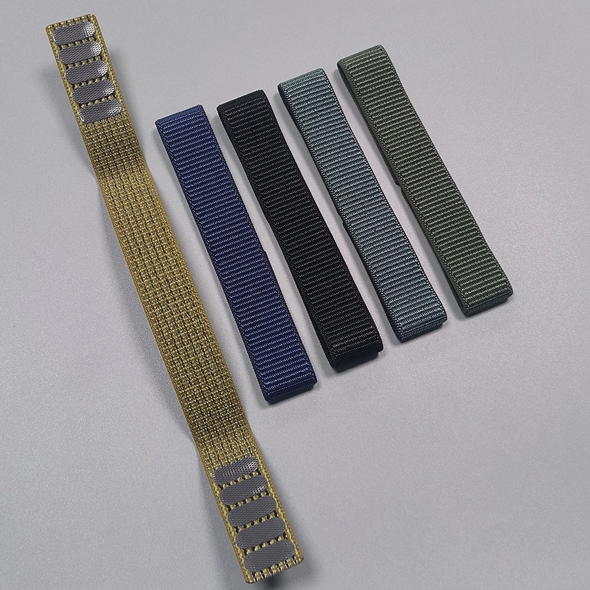 สายนาฬิกาไนลอนแบบวงแหวนขนาด 26 - Velcro Strap Sandal บทวิจารณ์และราคา