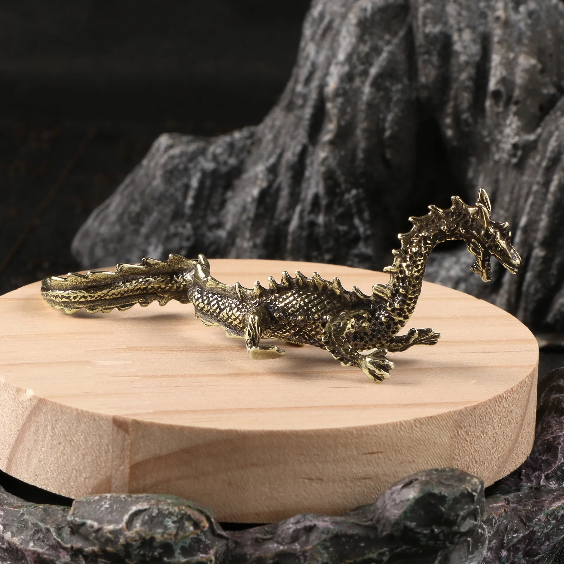 2024 Chinese Zodiac Sign Dragon Flying Desk Decoration Dragon Bronze Antique Decoration Tea Pet Crafts Collection