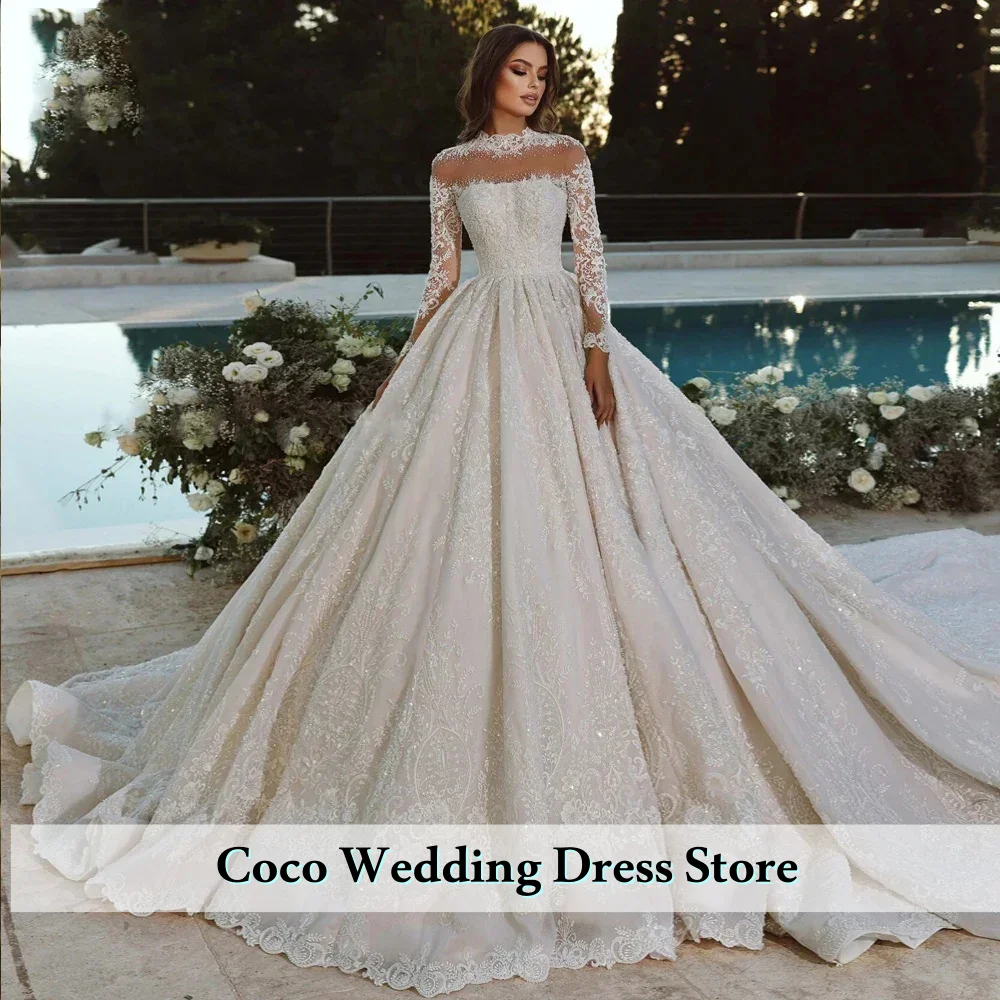 فساتين زفاف فاخرة مخصصة الرقبة العالية كم طويل مطرزة الكرة ثوب الدانتيل قطار مصلى مطرز ثوب الزفاف