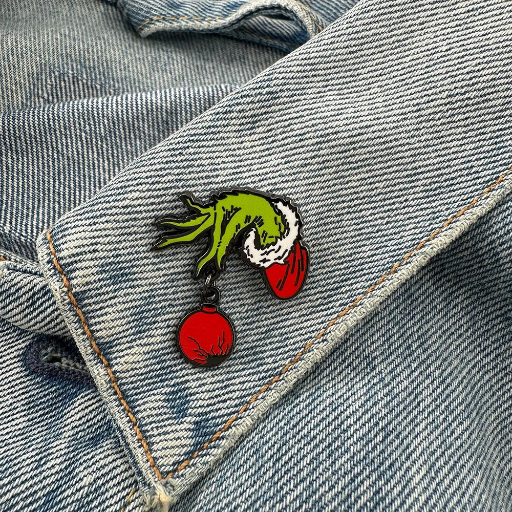 Weihnachtsfilm-Emaille-Pins Lustige Grüne Flauschige Monster-Broschen Dekorative Abzeichen Anstecknadeln Rucksack-Accessoires Fan-Geschenke – Detail 6
