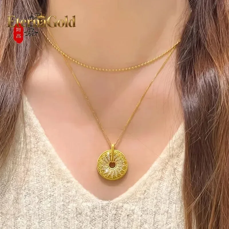 

EternaGold: Элитное модное украшение — колье-цепочка с подвеской в виде солнечного диска из настоящего золота 9999 пробы (24K) с бриллиантами, создающее ощущение роскоши и высокого класса.