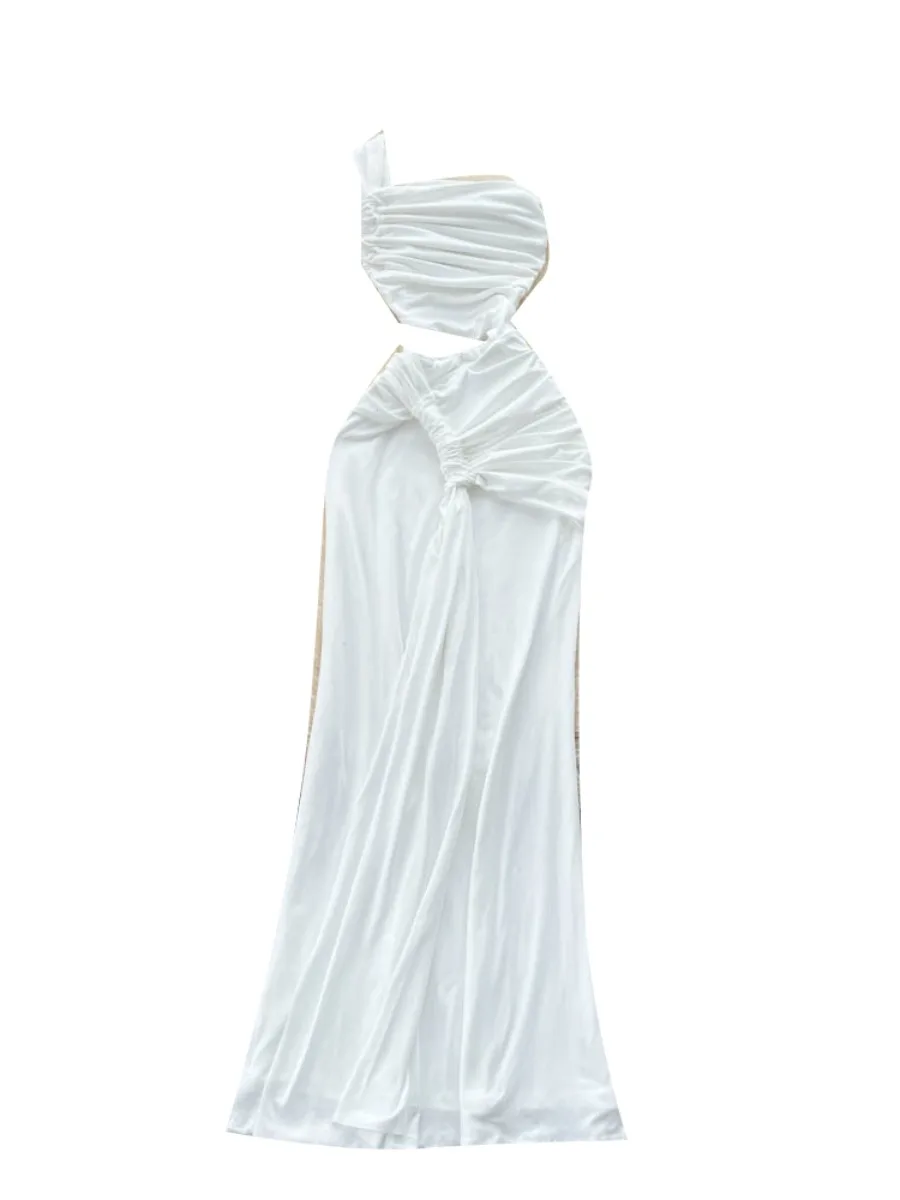 Foamlina อินเทรนด์ยุโรปสาวร้อนจีบ Bandeau ชุดฤดูร้อนไม่สม่ําเสมอ Cutout เอว SLIM FIT PURE Desire ชุด Maxi ที่ไม่ซ้ํากัน