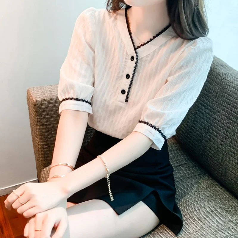 Sweet Black Lace Patchwork Shirt Tops Summer New V Neck Short Sleeve Solid Color Elegant Blouse Korean Fashion Women Clothing