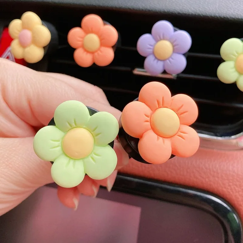 Car Perfume Clip Creative Flower Shape Car Air Conditioning Air Outlet Aromatherapy Clip Car Interior Accessories Decoration