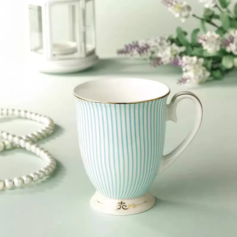 Elegant Tea cups British Purified Ceramic Cups Bone China Blue Stripes Coffee cup Golden Pattern Fashion Unique Design Goblet