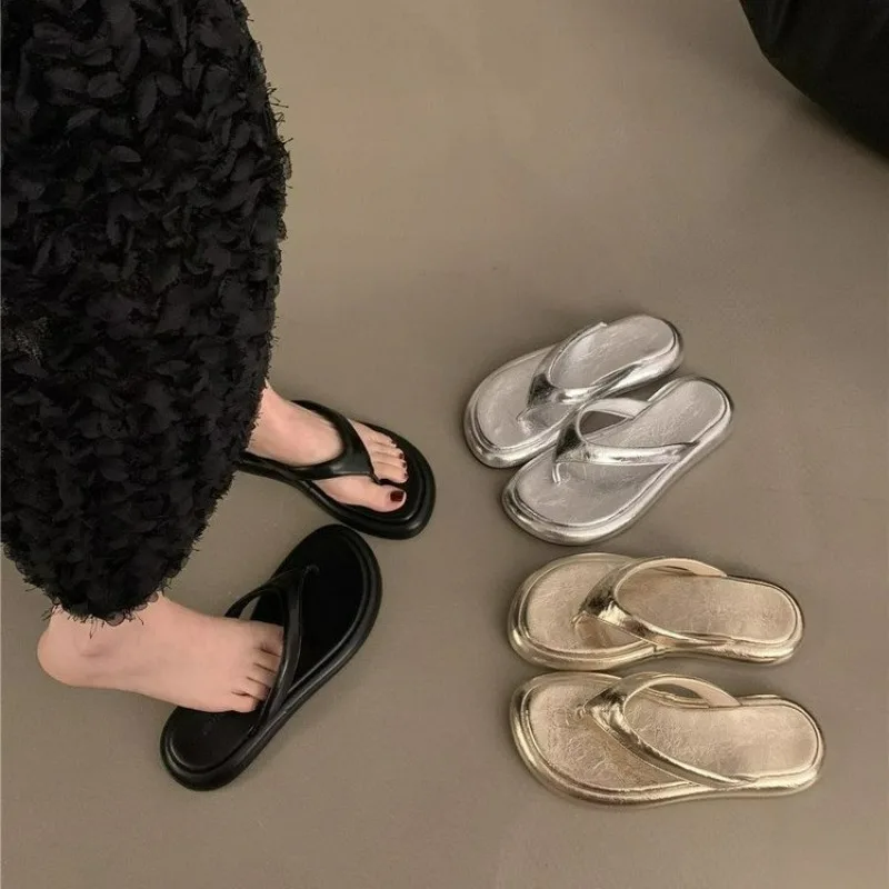 Women Med Shale Female Beach Hawaiian Luxury 2024 Sabot S Shoes House Slippers Platform Rubber Flip Flops Slides Fashion Slipers