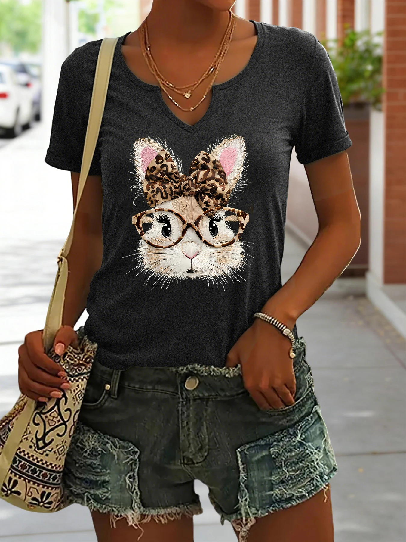 

Women's Summer V-Neck Short Sleeve T-Shirt, Cute Bunny with Leopard Print Bow & Glasses Print, Trendy Casual Fashion Top