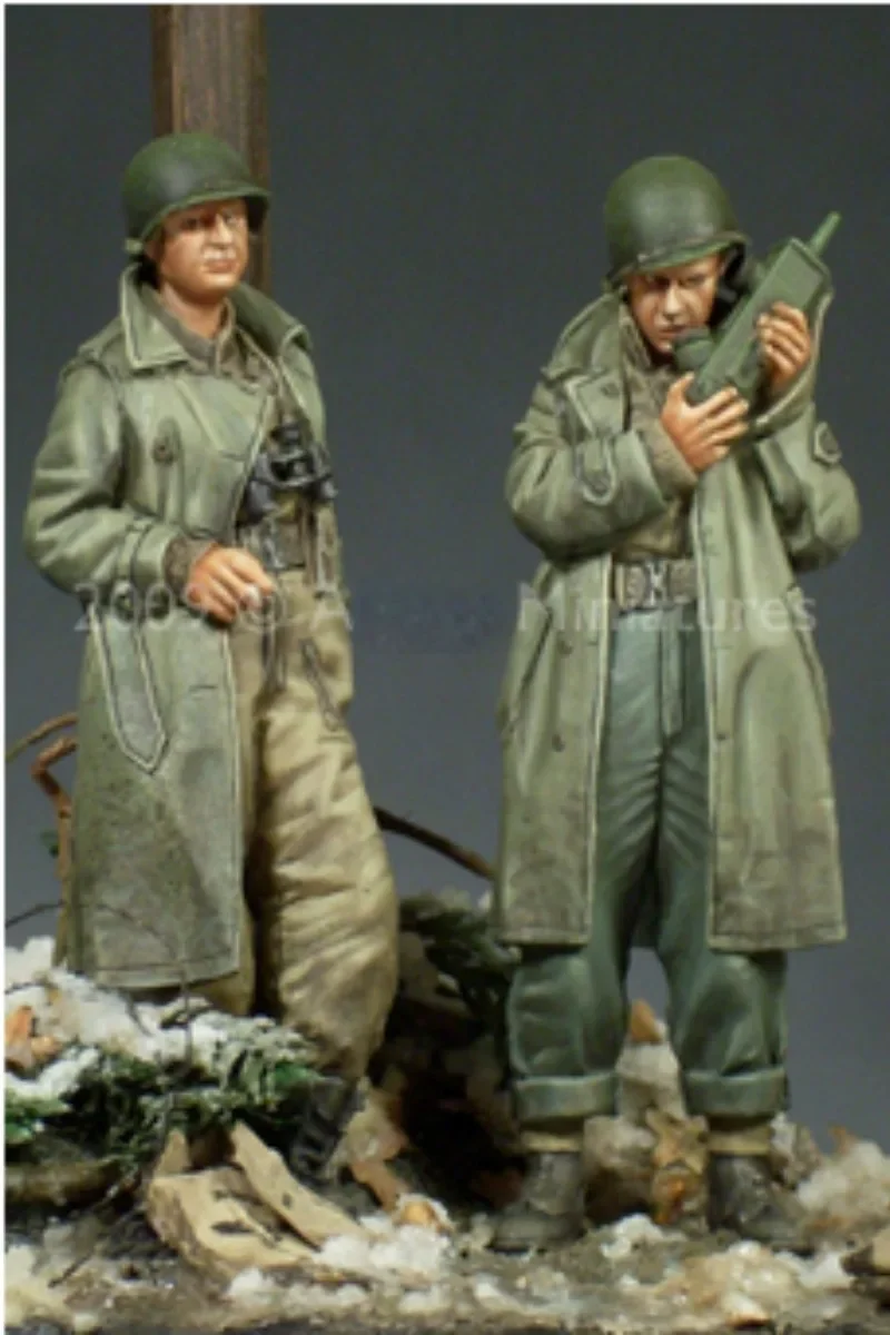 1/35 Scale Resin Figure Assembly Model Kit Hobby Miniature Toys US Army Officer Set (2 Figures) Unassembled Unpainted