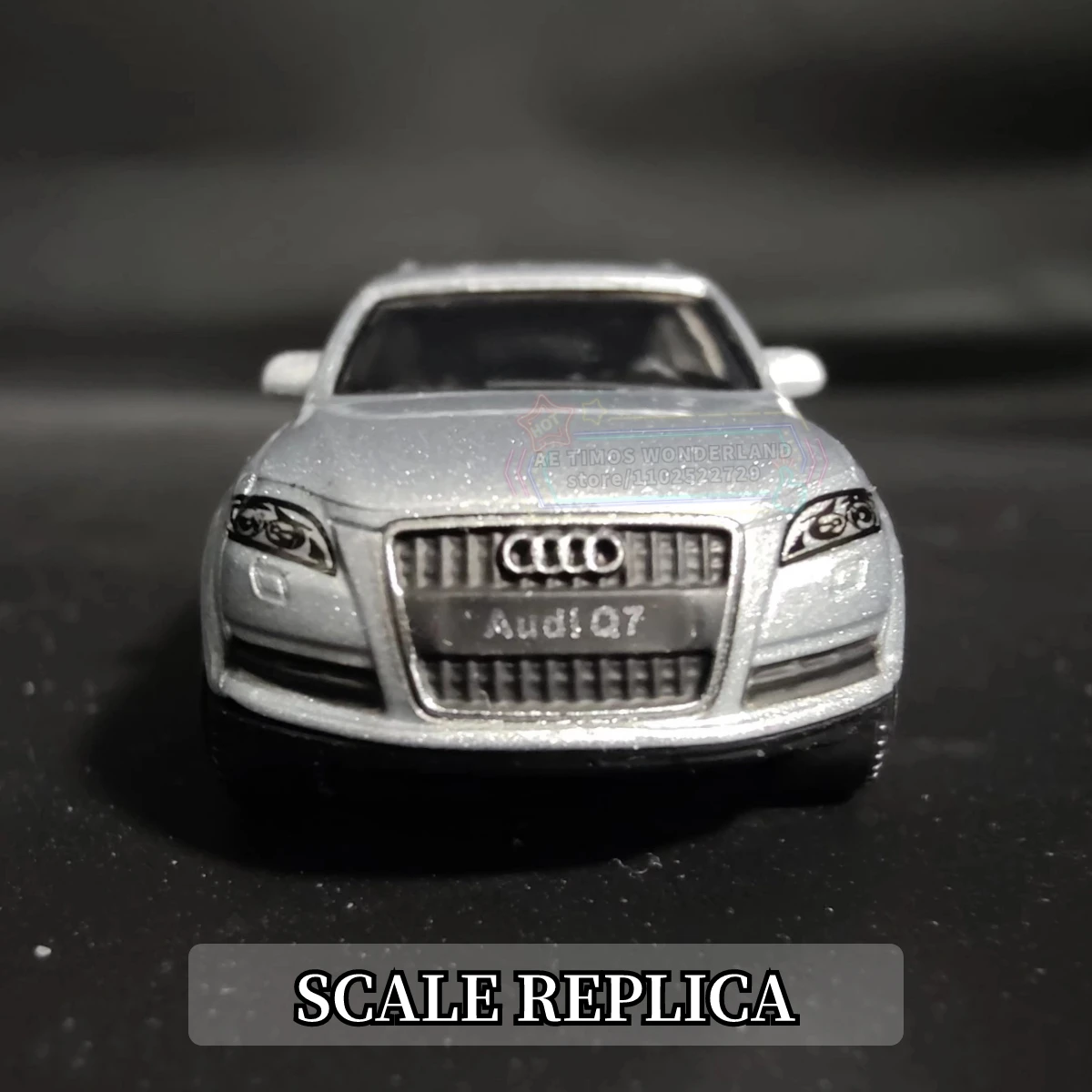 Scale 1/64 Audi Q7 SUV Replica Metal Mini Car Model Miniature Art Vehicle Figure Diecast Ornament Kid Boy Xmas Gift Toy