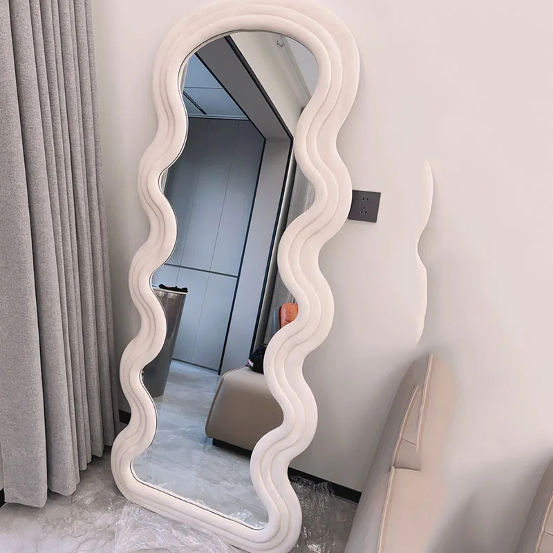 Irregular Makeup Mirror Women Vanity Nordic Bedroom Room Mirror Bathroom Large Girls Decoration Maisons Home Decoration Luxury