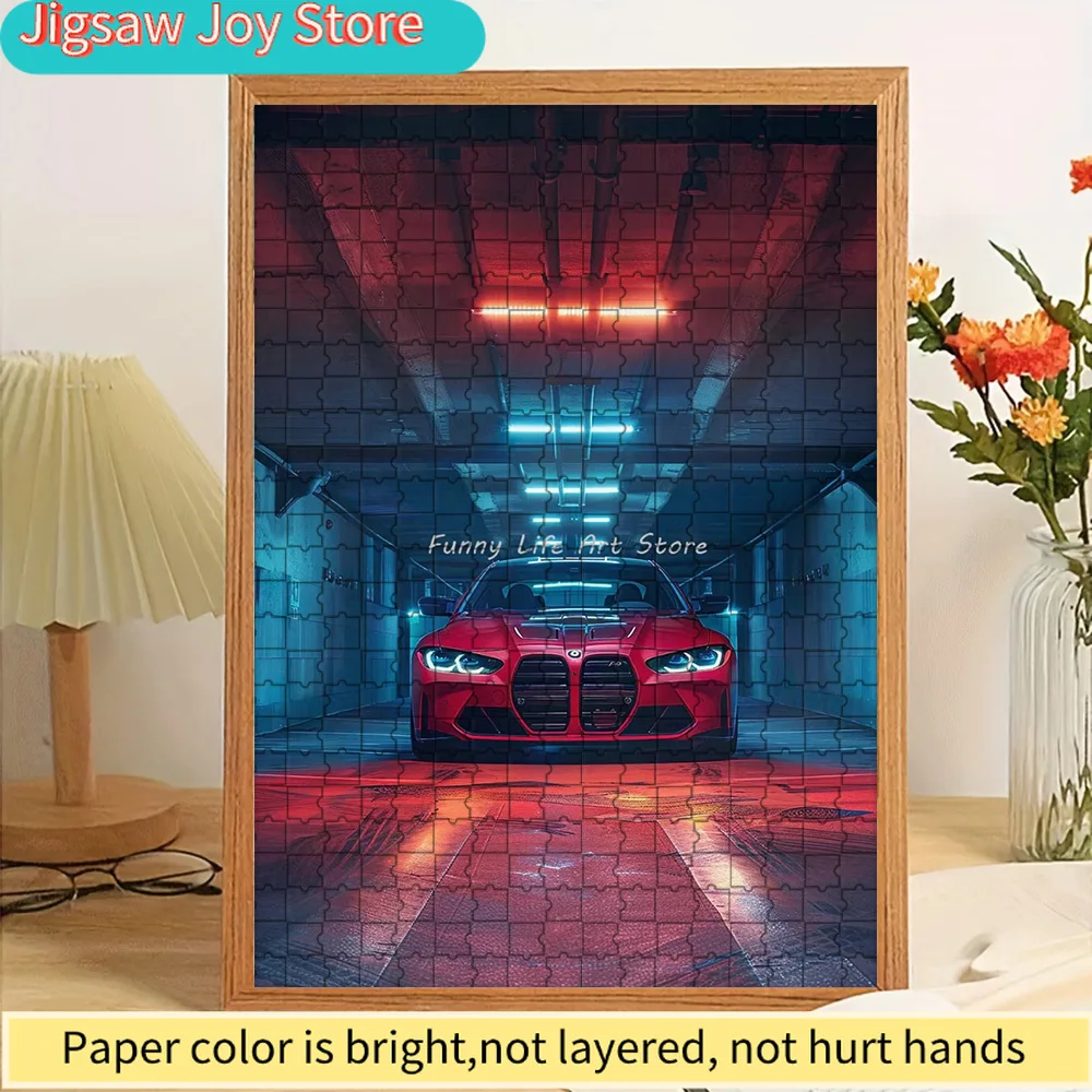 

Бумажный пазл: Ярко-красный спортивный автомобиль BMW M4 с неоновой подсветкой и сценой подземного гаража. Художественный принт для декора стен. Современный немецкий дизайн.