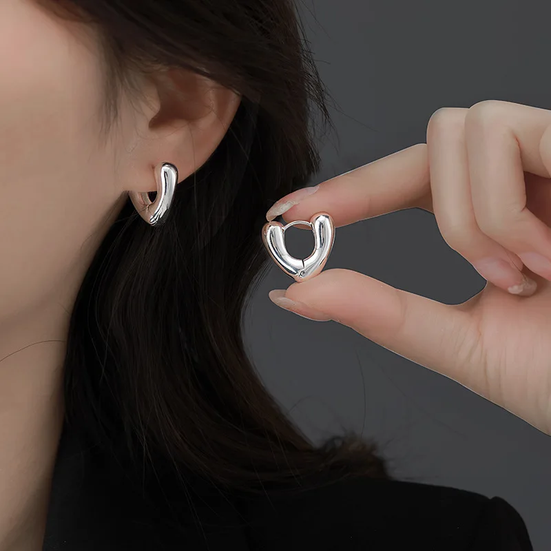 

Женские серьги-кольца из серебра 925 пробы, с геометрическим рисунком