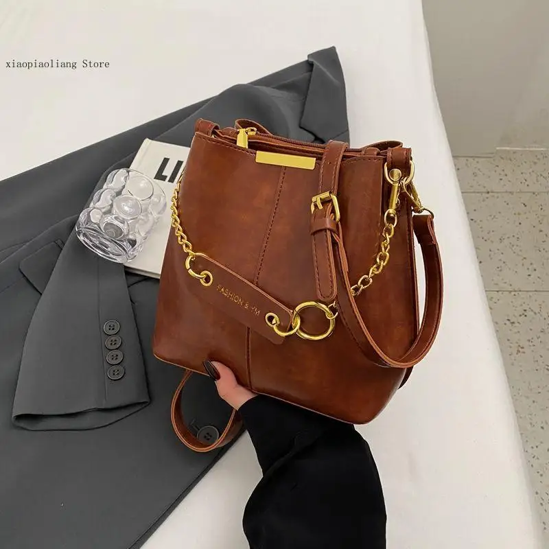 Fashionable Temperament Small Bag Women's Light Luxury Design High-End Texture Casual Crossbody Bucket Bag