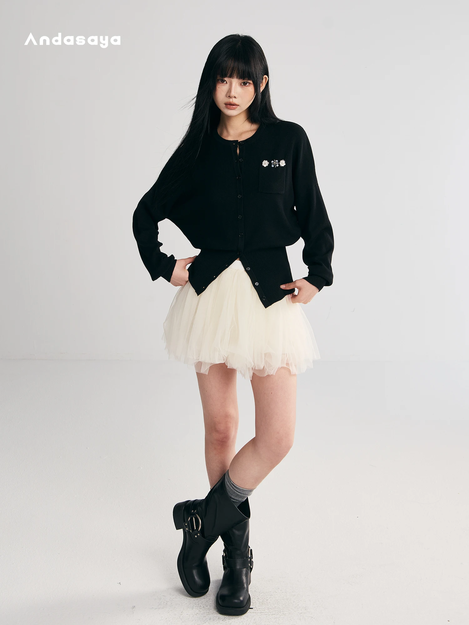 

Andasaya Embroidered Knitted Jaet Women's Spring Autumn Waist-Cinching Flower Pattern Open Cardigan Bla White