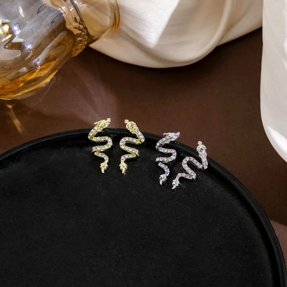 Chinese Style Dragon Dragon Earrings Jewelry Accessories Statement Jewelry Gift Dragon Ear Stud Rhinestone Zinc Alloy