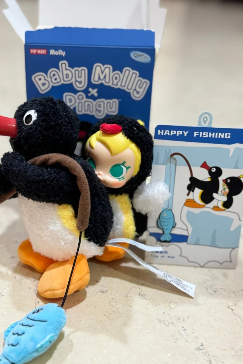البوب مارت الطفل مولي X Pingu سعيد الصيد سلسلة صندوق أعمى صندوق الغموض مولي جمع تمثال نموذج لعبة لطيفة فتاة هدايا عيد الميلاد