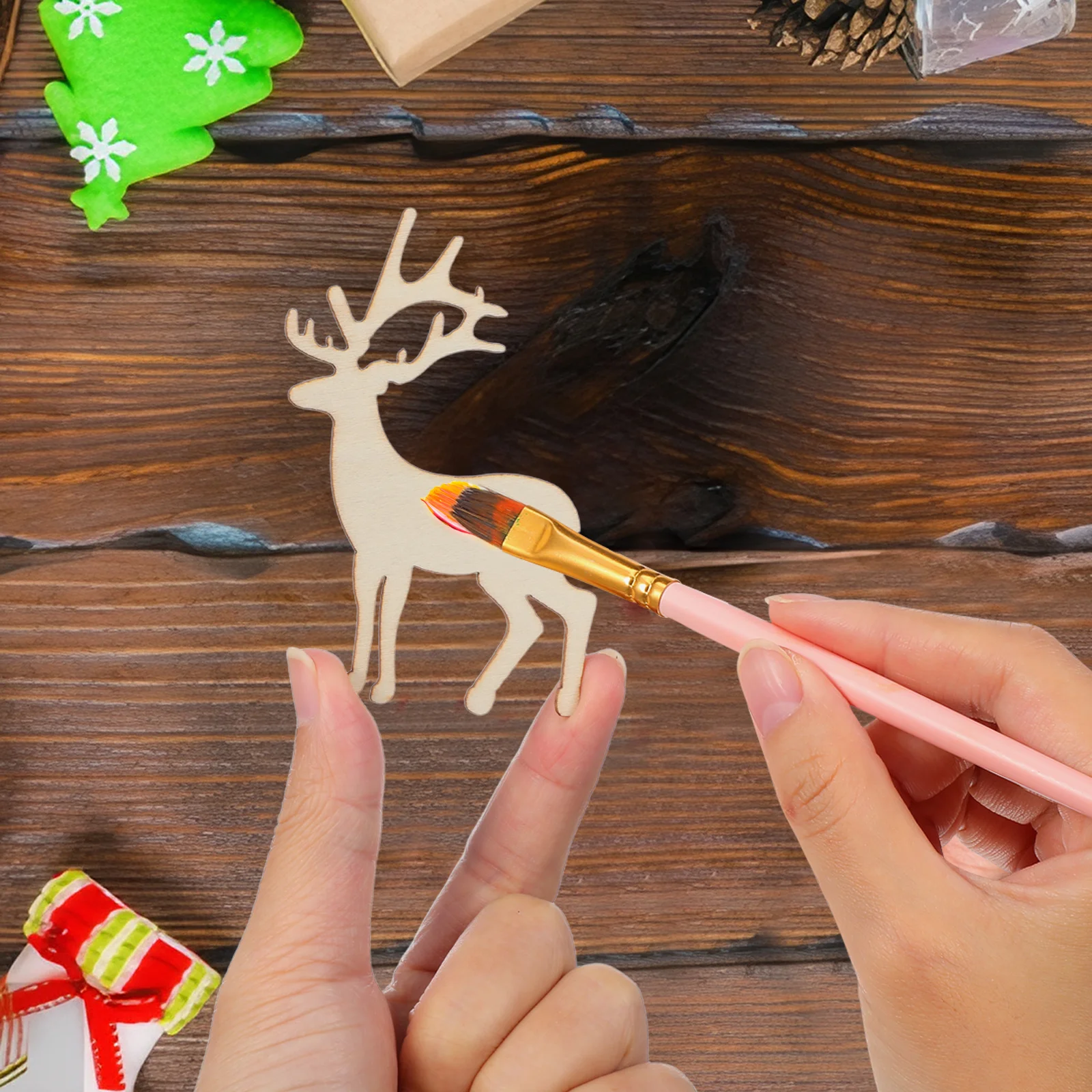 

25Pcs Unfinished Deer Cutouts Smooth Wooden Slices for Coloring Craft Projects DIY Wood Animal Decor Pieces