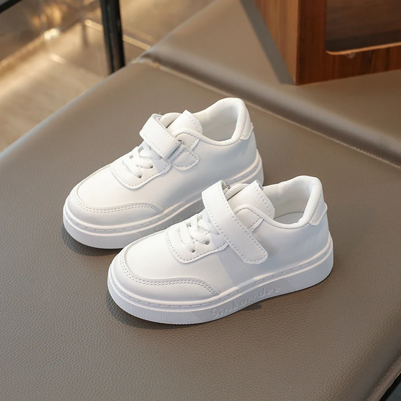 

Новинка 2024 года, детская повседневная обувь, кожаные дизайнерские школьные детские кроссовки унисекс, универсальная обувь для четырех сезонов для мальчиков и девочек Детская Обувь