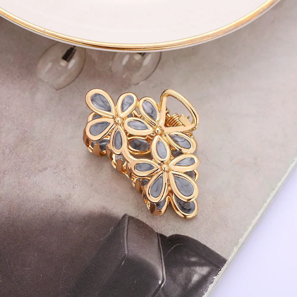 Temperament girl flower hair clip back head day sweet grab clip