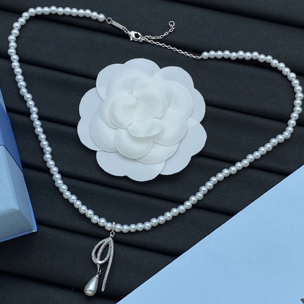

2025 New fashion creativity exquisite pearl necklace suitable for women's high-quality exquisite luxury holiday jewelry gifts