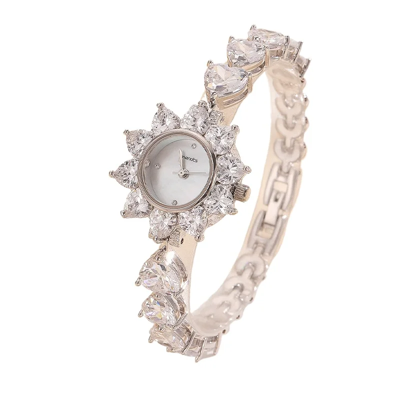 

Часы-браслет с маленьким циферблатом, легкие роскошные модные повседневные кварцевые наручные часы, ювелирные изделия