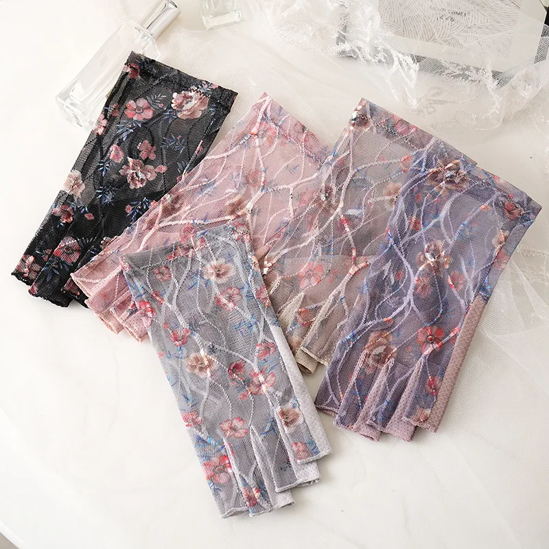 New Summer Lightweight Sun-Protective Gloves for Women – Non-Slip Breathable Elastic Floral-Lace Half-Finger Gloves