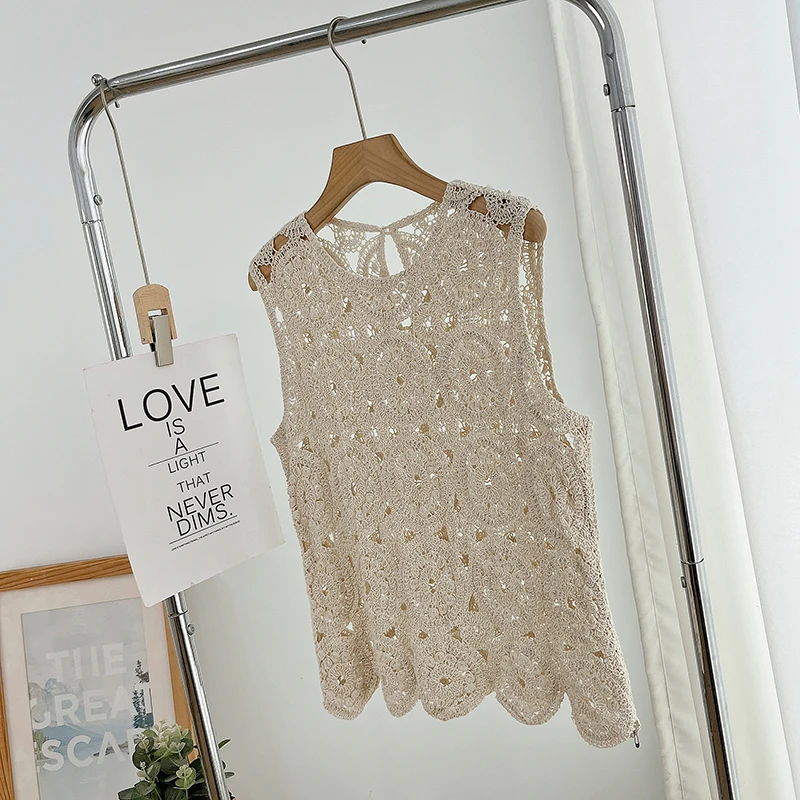 Sheer Crochet Top Embroidery Lace Blouse Sleeveless Open-knit Crop Tops Vest for Women Spring Summer Boho Vacation Outfit