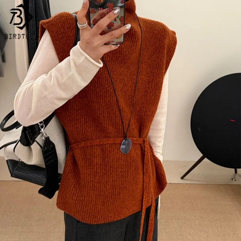 

Birdtree, вязаный жилет из овечьей шерсти 70%, женская водолазка, теплый свитер с поясом, топы на бретелях осень-зима 2025, оранжевый T5N801JF