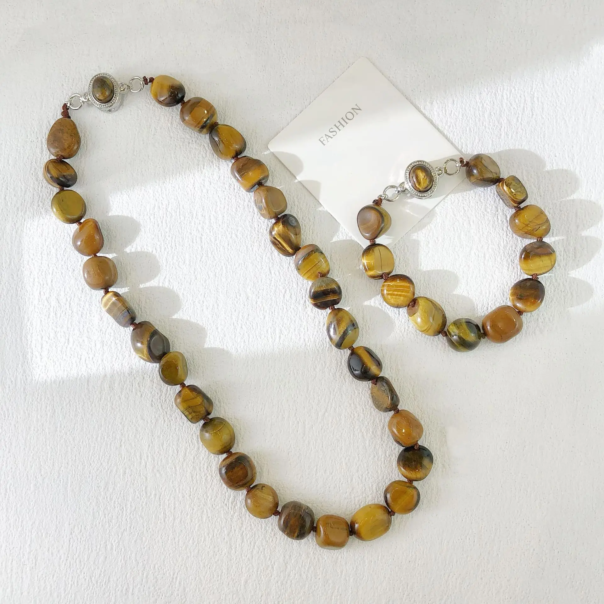 

New design tiger's eye stone knotted necklace bracelet set magnetic suction buckle high-end sense simple versatile collarbone ch
