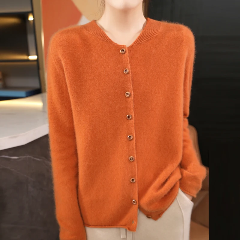 

Autumn and winter new women's 100% merino sweater O-neck solid color loose high-end leisure fashion cashmere pullover.