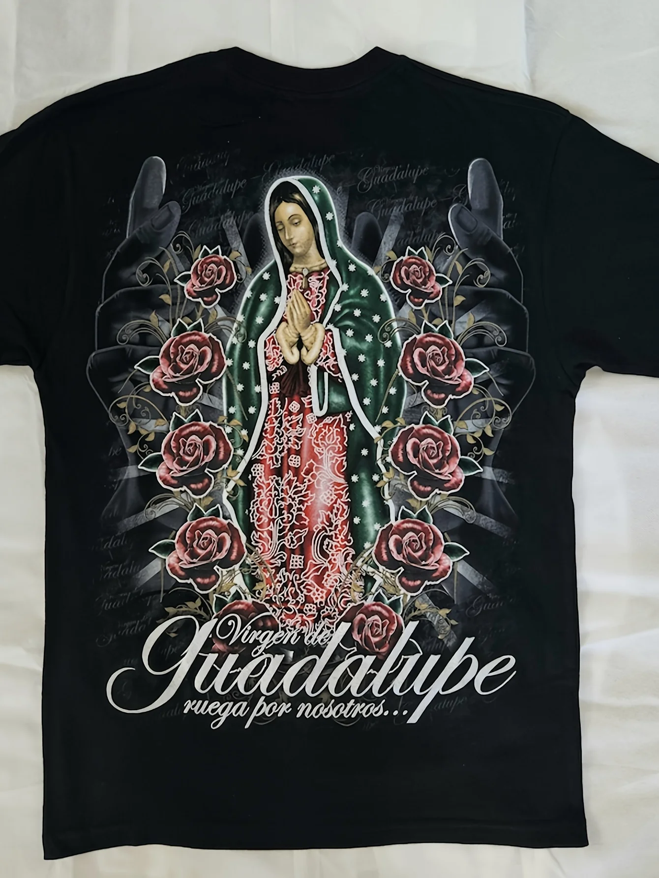 Plus Size Black Guadalupe Print Tee Shirt, Casual Round Neck Short Sleeve T-Shirt, Medium Stretch Regular Fit Top For Women, Perfect For Everyday Or Party Wear With A Delicate Touch Of Design,Unisex